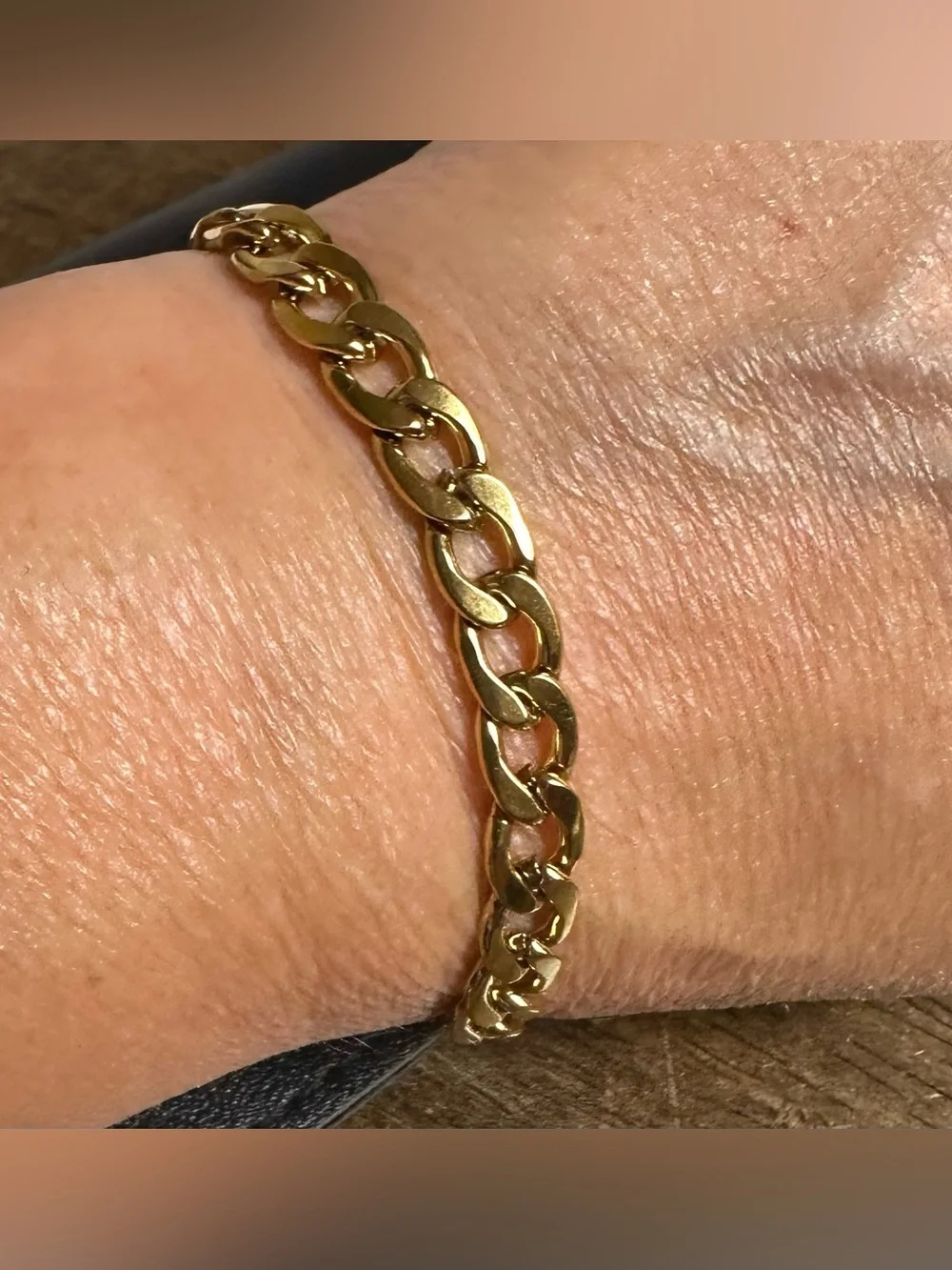18K Gold Chain Bracelet 7mm waterproof non tarnish 8.5”
